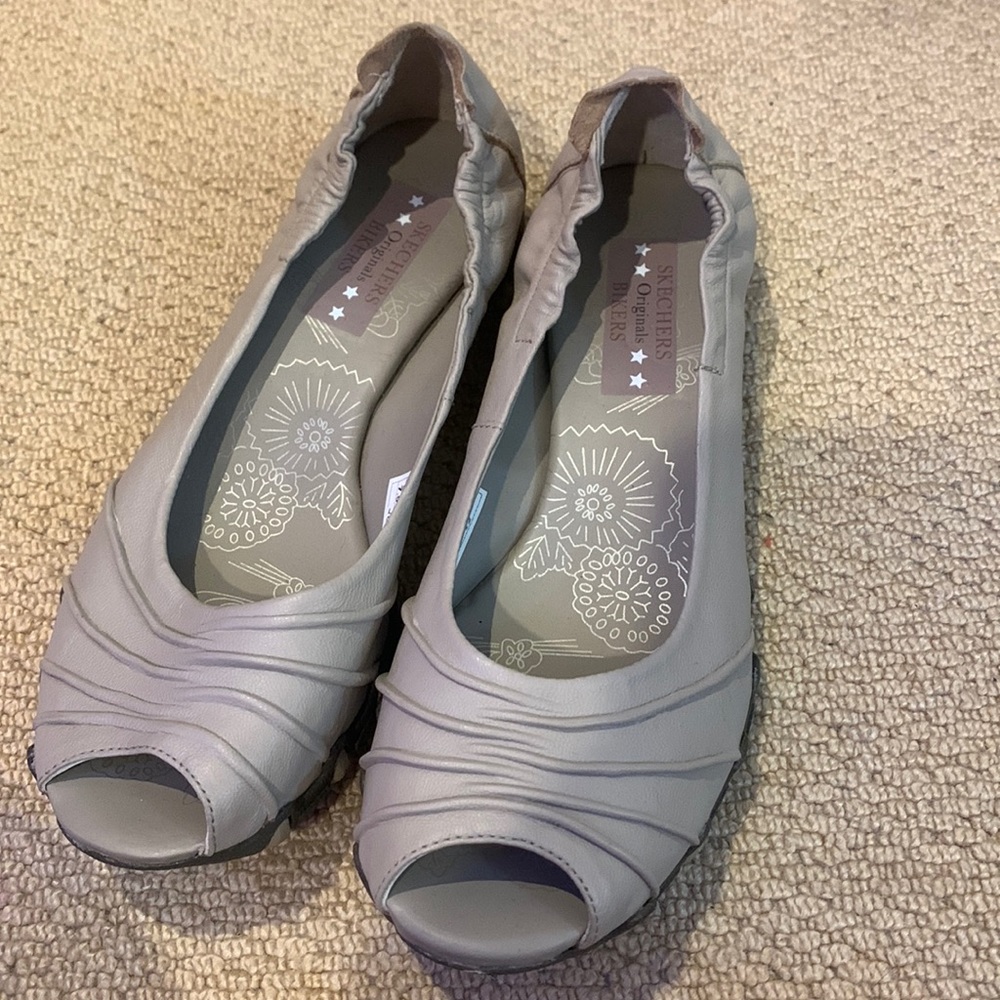 Sketchers flats